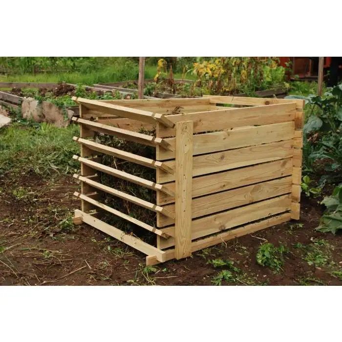 Wooden composting bin with slits in the side